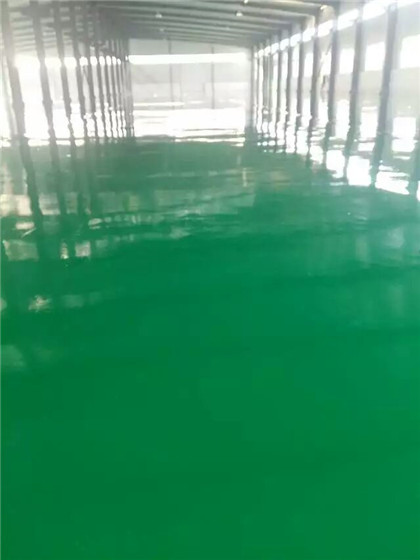 莱城给你一份 地坪漆施工 + 维修（翻新）